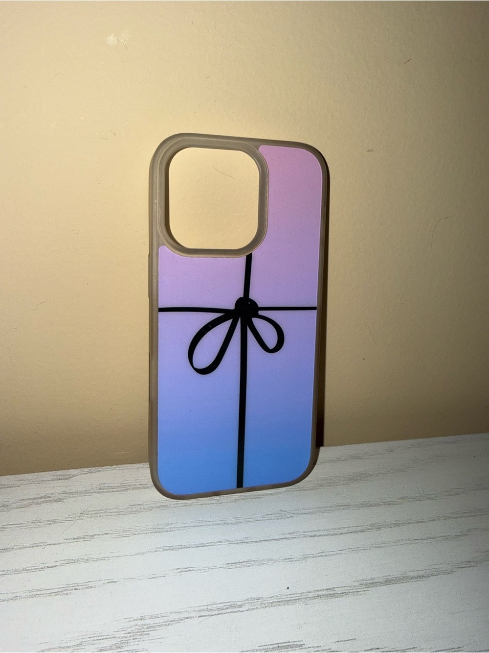 iPhone 16 pro Gradient Bow Protective Phone Case - Purple/Blue